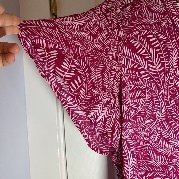 Lz Claiborne Womens V Neck short slee牛
Bouse
Rose Leaf Pattern Size XXL Comfy - Picture 2 of 12